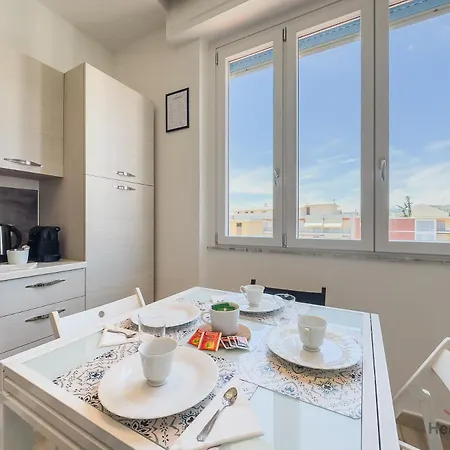 Beaches 7 Min Away - Wifi - Smart Tv Albisola Superiore